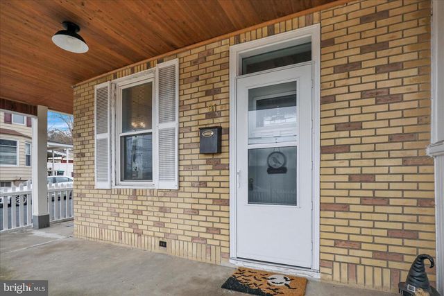 81 FRONT ST, Cressona, PA 17929