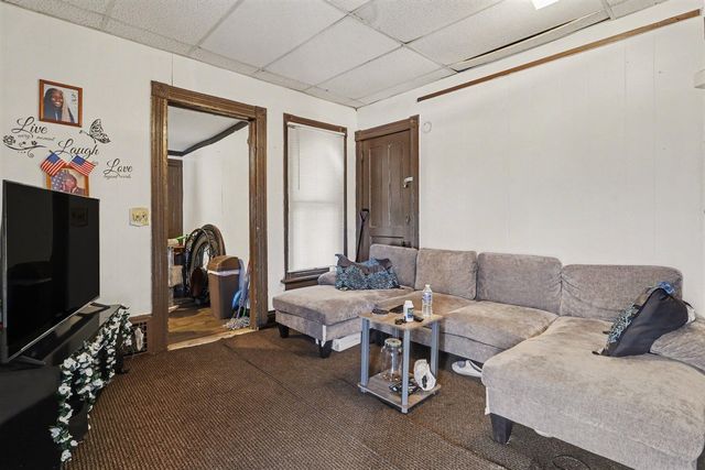 17 Tennyson Avenue, Battle Creek, MI 49015