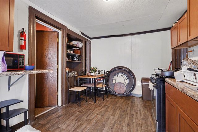 17 Tennyson Avenue, Battle Creek, MI 49015