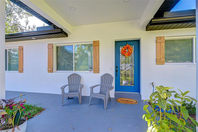 909 LAKE CHARLES CIRCLE, Lutz, FL 33548