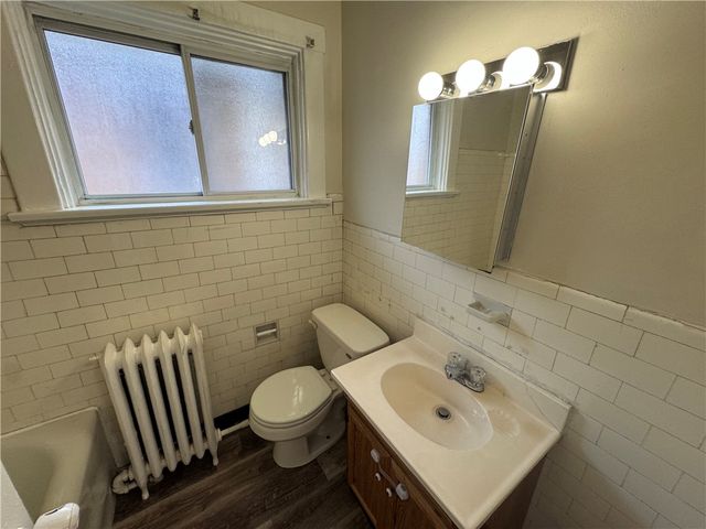 5944 Phillips Ave, Squirrel Hill, PA 15217
