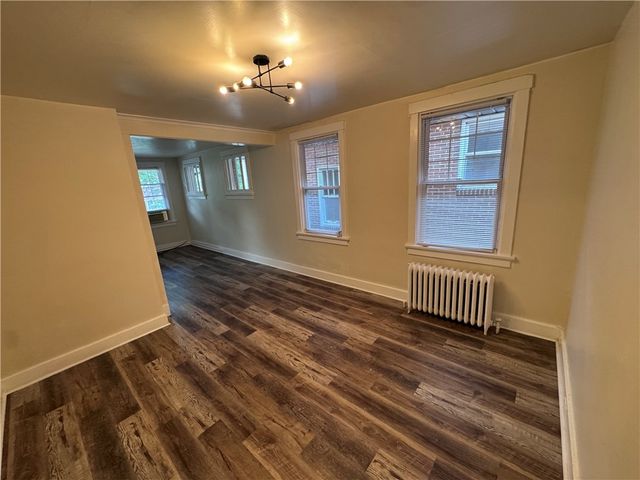 5944 Phillips Ave, Squirrel Hill, PA 15217