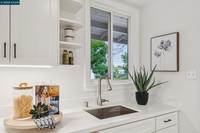 3188 Fitzpatrick Dr, Concord, CA 94519