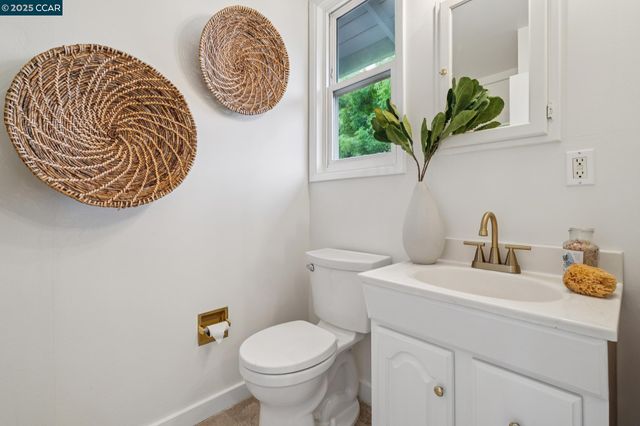 3188 Fitzpatrick Dr, Concord, CA 94519