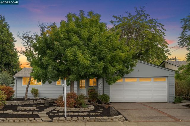 3188 Fitzpatrick Dr, Concord, CA 94519
