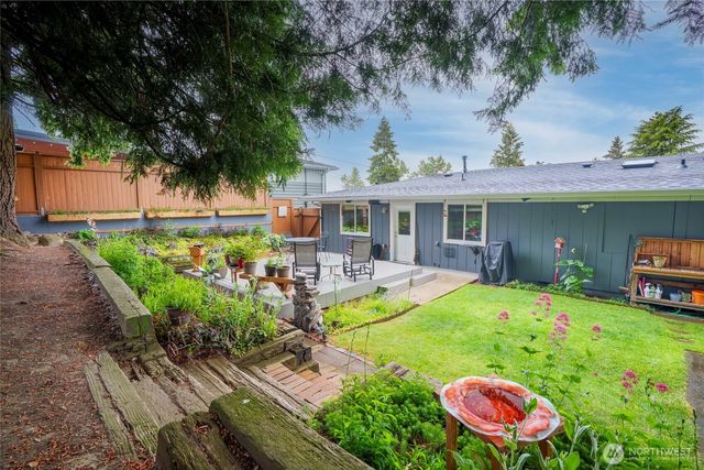 24648 96th Avenue S, Kent, WA 98030