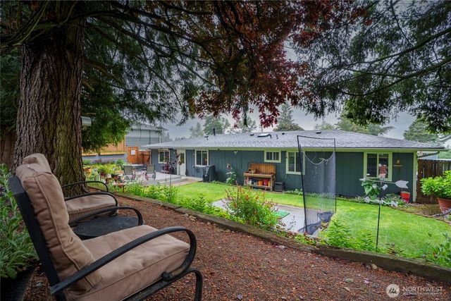 24648 96th Avenue S, Kent, WA 98030
