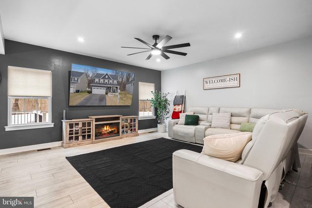 633 RUSHBROOK RD, Martinsburg, WV 25403