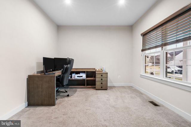 633 RUSHBROOK RD, Martinsburg, WV 25403