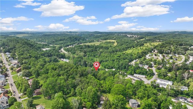 Lot S Highland Ave, Oakdale, PA 15071