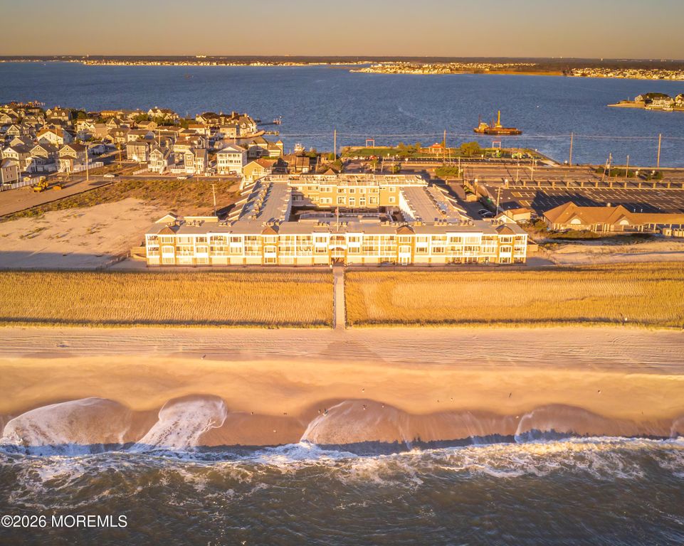 438 Highway 35 N 5304, Mantoloking, NJ 08738