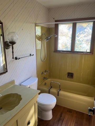 2505 N 29th Street, St Joseph, MO 64506