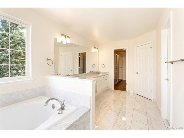 9404 E Arbor Dr, Englewood, CO 80111