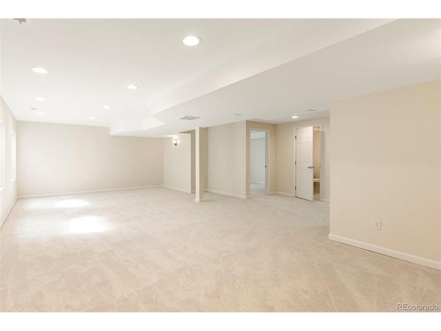 9404 E Arbor Dr, Englewood, CO 80111