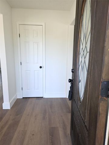 815 Merribrook Lane, Friendswood, TX 77546