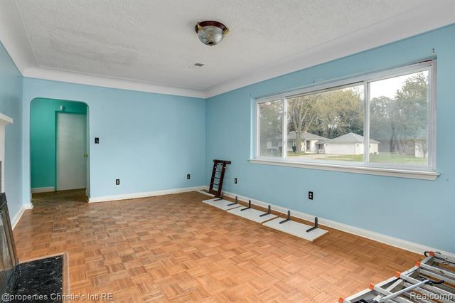 19156 Old Homestead Drive, Harper Woods, MI 48225