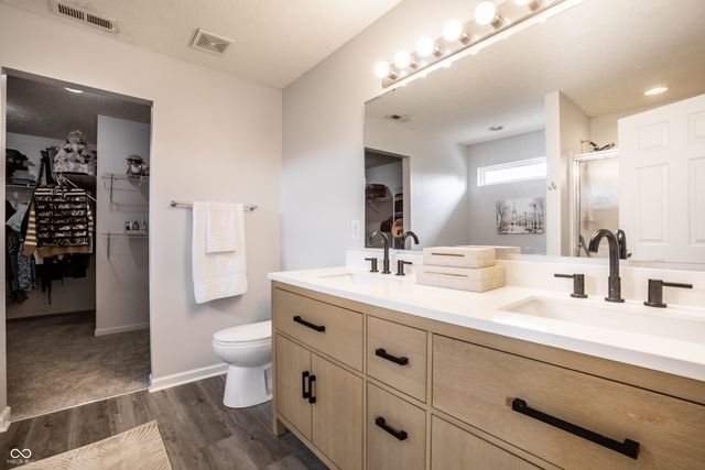 1043 Lichfield Lane, Westfield, IN 46074