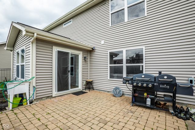 1043 Lichfield Lane, Westfield, IN 46074