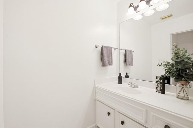 1322 Kirby Lake Court, Richmond, TX 77406