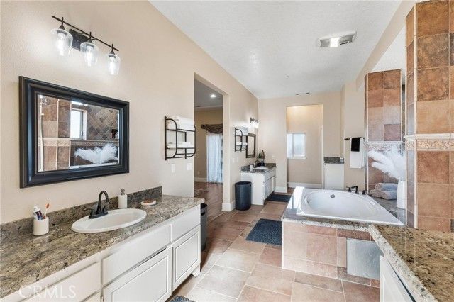 7332 Cygnet Road, Phelan, CA 92371