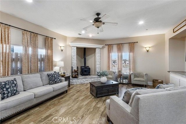 7332 Cygnet Road, Phelan, CA 92371