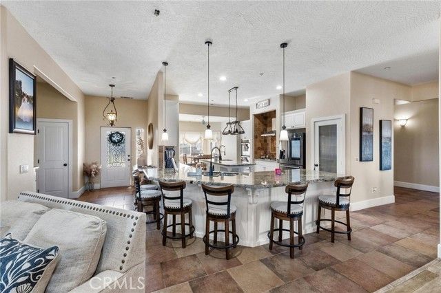 7332 Cygnet Road, Phelan, CA 92371