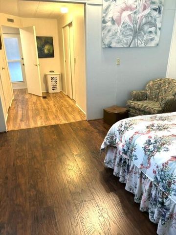 6546 DURIAN TRAIL, New Port Richey, FL 34653