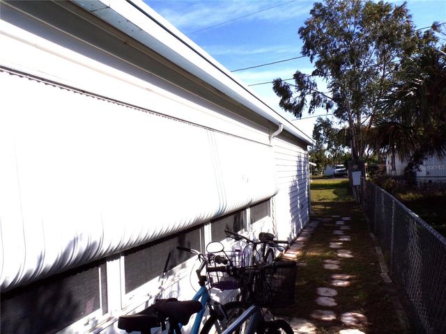 6546 DURIAN TRAIL, New Port Richey, FL 34653