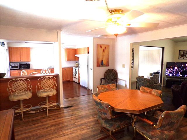 6546 DURIAN TRAIL, New Port Richey, FL 34653