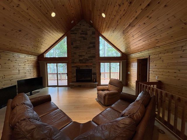 1818 Badger Court, Arkdale, WI 54613
