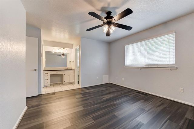10904 N Blackwelder Avenue, Oklahoma City, OK 73120