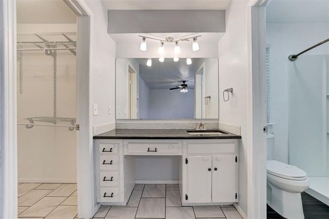 10904 N Blackwelder Avenue, Oklahoma City, OK 73120