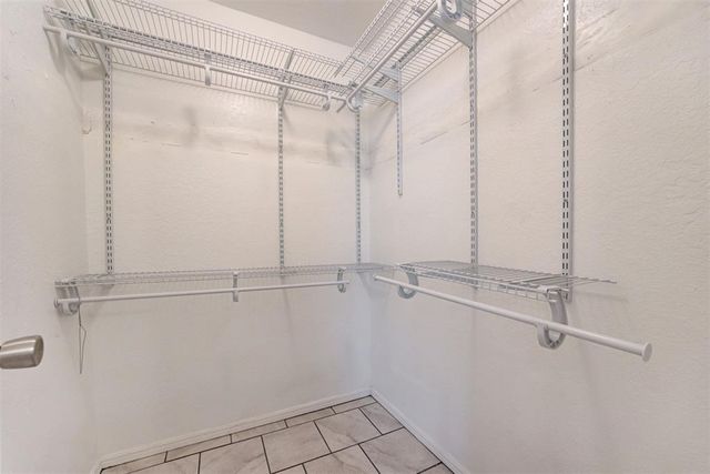 10904 N Blackwelder Avenue, Oklahoma City, OK 73120