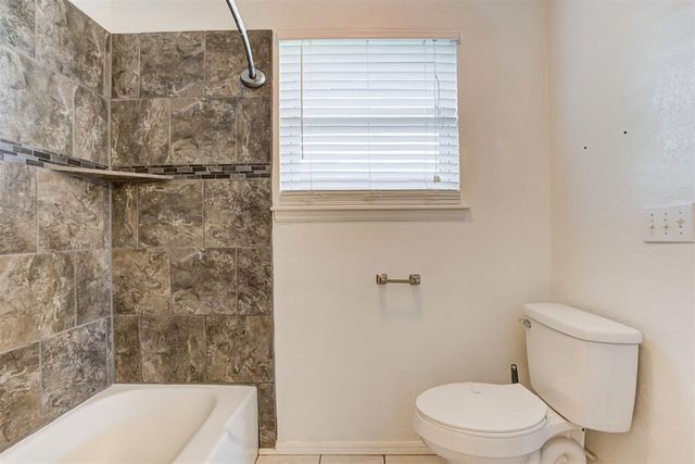 10904 N Blackwelder Avenue, Oklahoma City, OK 73120