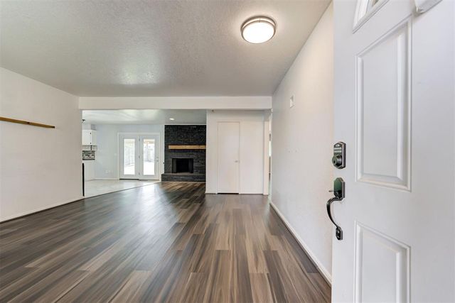 10904 N Blackwelder Avenue, Oklahoma City, OK 73120