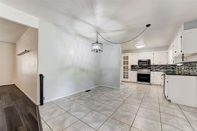10904 N Blackwelder Avenue, Oklahoma City, OK 73120