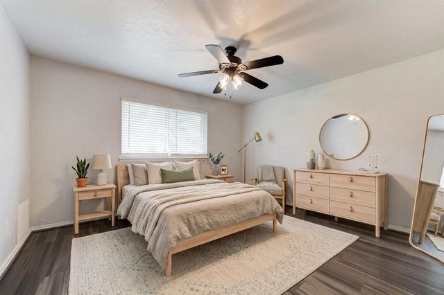 10904 N Blackwelder Avenue, Oklahoma City, OK 73120