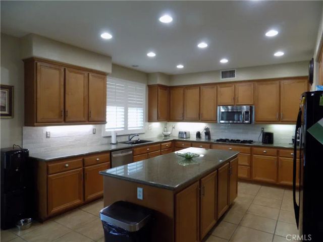 12858 Mesa View Drive, Victorville, CA 92392