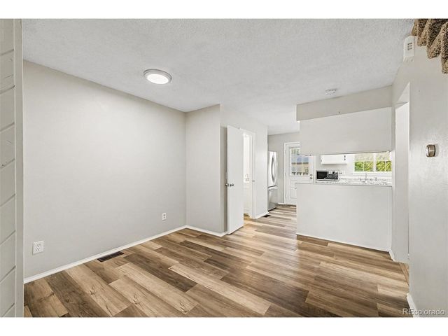 6708 S Holland Way, Littleton, CO 80128