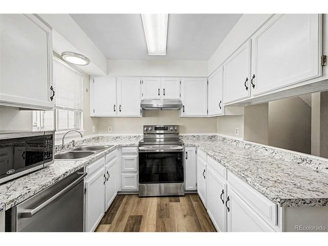 6708 S Holland Way, Littleton, CO 80128