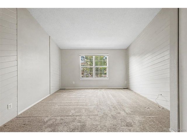 6708 S Holland Way, Littleton, CO 80128