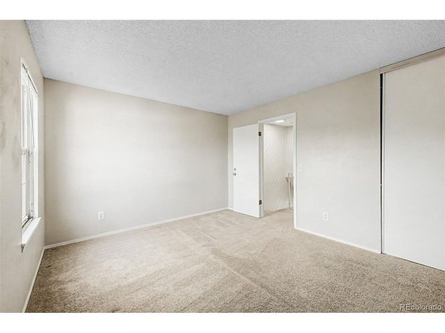 6708 S Holland Way, Littleton, CO 80128
