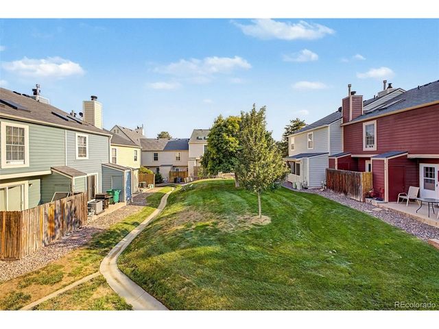 6708 S Holland Way, Littleton, CO 80128