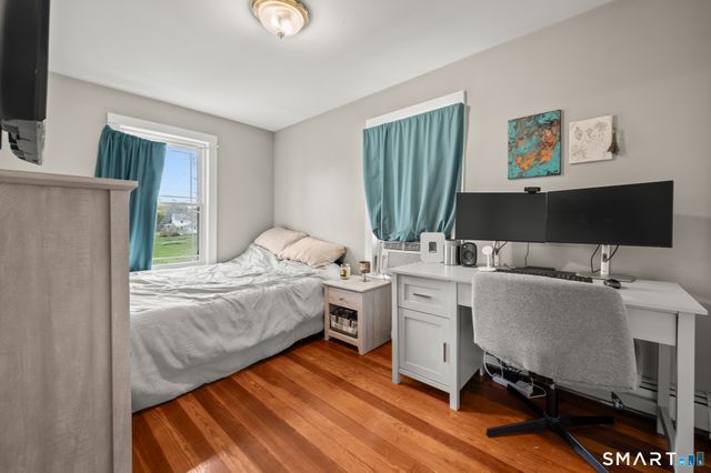 23 Maple Street, Middlefield, CT 06481