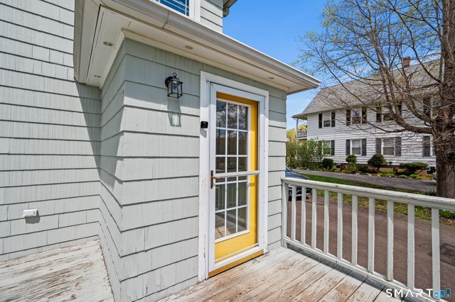 23 Maple Street, Middlefield, CT 06481