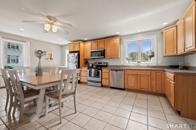 23 Maple Street, Middlefield, CT 06481