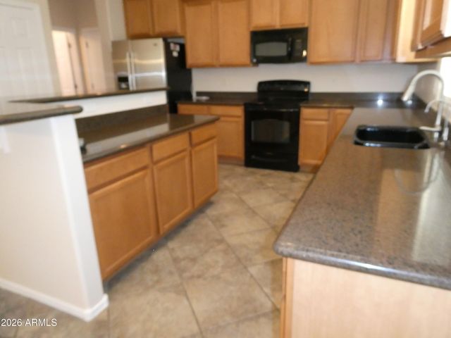 9184 W MEADOW Drive, Peoria, AZ 85382