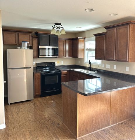 1348 Francesca Dr, Clarksville, TN 37042