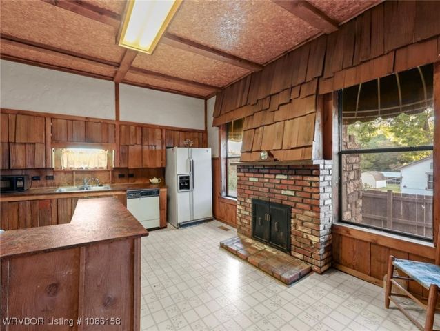 315 College Avenue, Poteau, OK 74953