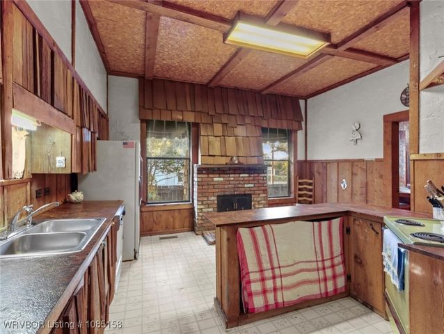 315 College Avenue, Poteau, OK 74953